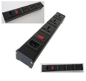 Unidad de distribución de poder de la PDU del gabinete con el multitoma del interruptor/del mercado del universal 3